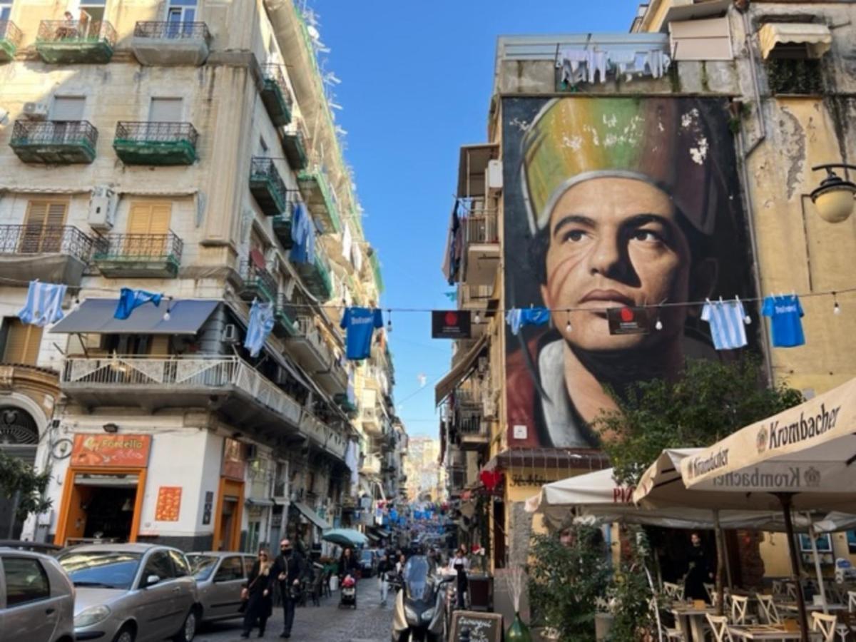 Suites Giudecca نابولي المظهر الخارجي الصورة